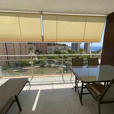 En Apartment *
